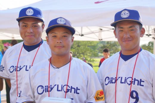 シティライト岡山硬式野球部メンバーが地元を元気付けた