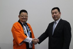 田中次期部会長（左）と沓澤青年部会長（右）