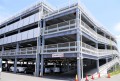 収容台数２０００台の立体駐車場を備えるホンダＡＡ関西