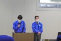 山口社長（写真右）が登壇し、来場会員に感謝の言葉を述べた