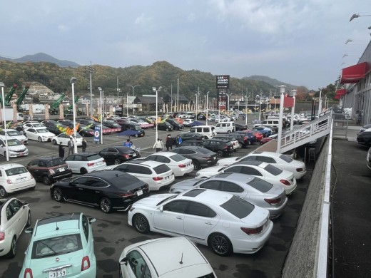 圧倒的な展示台数が魅力のカージャンボ広島