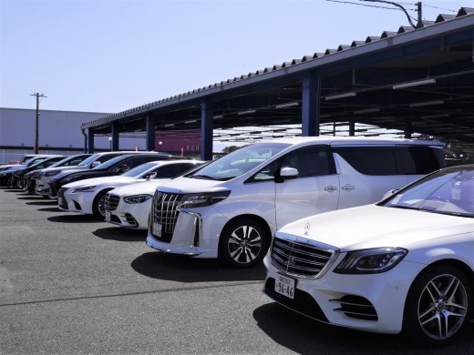 高額車の出品が多く集まる