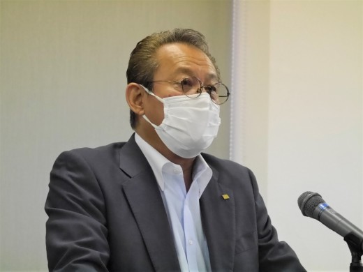 打越流通委員長は会員による絶大な協力に感謝の気持ちを伝えた