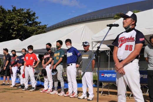 白川代表幹事が挨拶を述べた