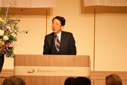 大分自販協の橋本仁会長が祝辞を述べた