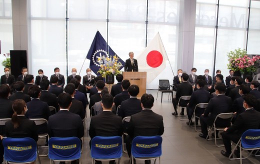 吉田社長が新入社員に向け訓示