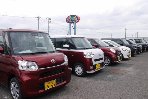 良質軽自動車がずらりと並んだ