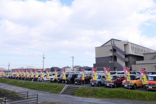 軽自動車展示場を併設