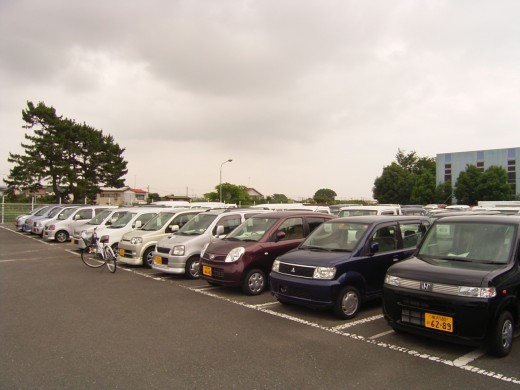 湘南エリアの立地から、軽自動車の品揃えも定評がある