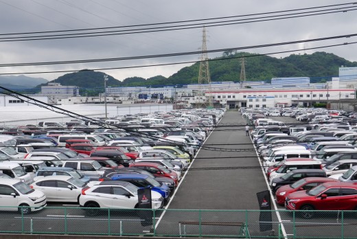 ＭＡＡ２コーナーに４００台近い出品車