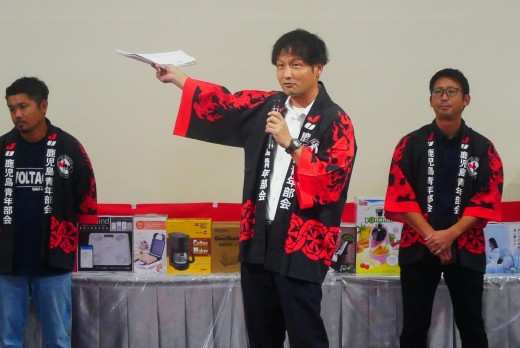 春田総務委員長が運営説明を行った