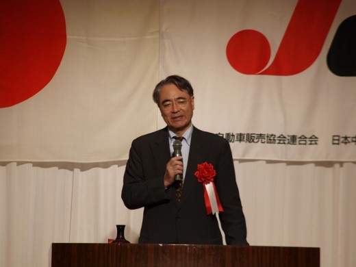 「震災復興と今後の東北経済」を講演した高成田教授（仙台大学）