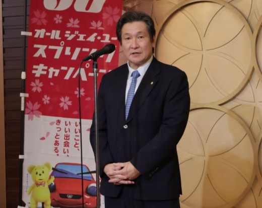 冒頭あいさつに立つ添野理事長