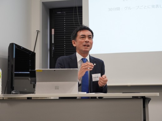 講師 FC開発事業部 半田靖人氏