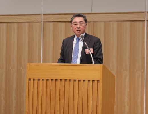 自販連加藤敏彦会長が議長を務めた