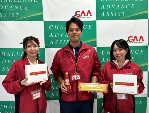 ディーラー担当の荒井主任（中央）が開催に尽力