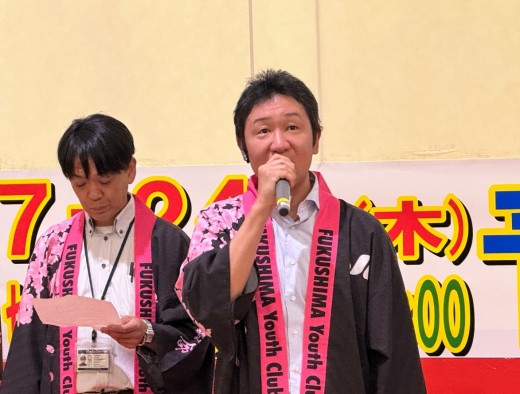 あいさつに立つ小野部会長