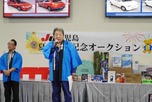 前田流通委員長があいさつを述べた
