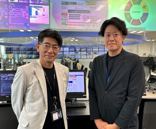 大畑智常務執行役員（左）と松中秀人ゼネラルマネージャー