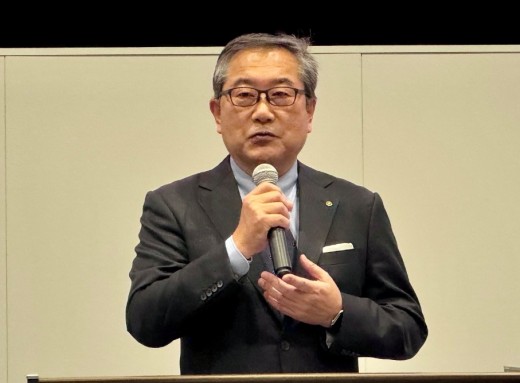 藤田社長があいさつ