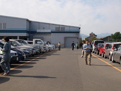 豊富な良質車の集荷に熱心な下見