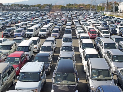 場内を埋め尽くした出品車（ＮＡＡ東京は約80％がディーラー出品車）