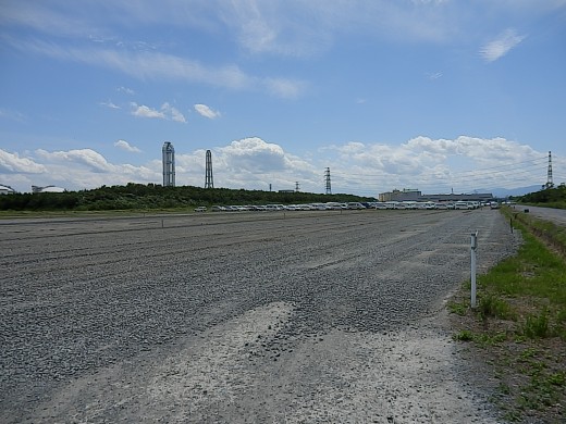 第2ヤードも砂利をまいて整地