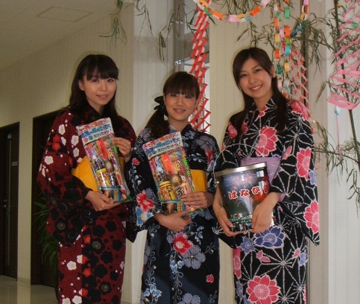 今回用意される参加賞は手持ち花火セット
