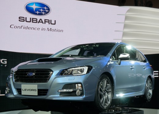 SUBARU　LEVORG