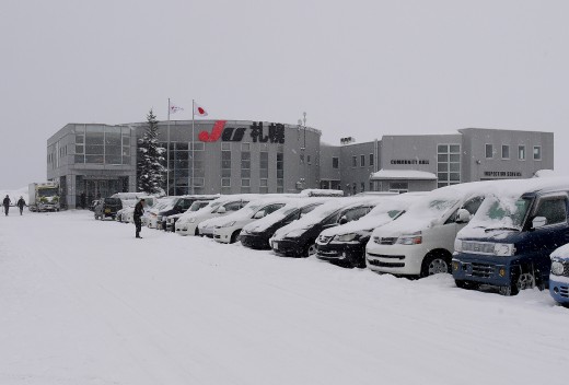 「雪まつり記念ＡＡ」当日朝の会場光景