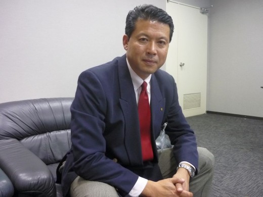 抱負を語る大塚秀次会場長