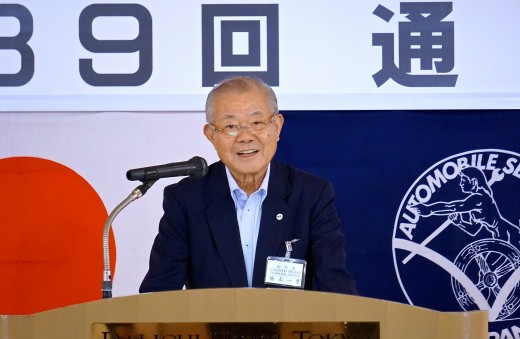 日整連・整商連新会長に就任した橋本一豊氏（兵庫県自動車整備振興会会長）