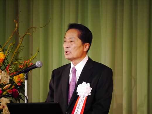 安藤社長は祝賀会に駆けつけた多数の来賓を前に謝辞を述べた