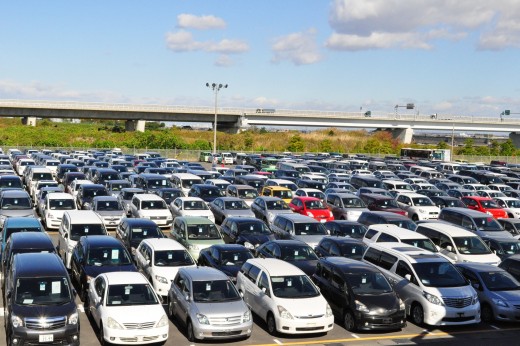 イベント当日の出品台数目標は２５００台