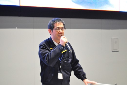 挨拶に立つ高岩和幸上席次長