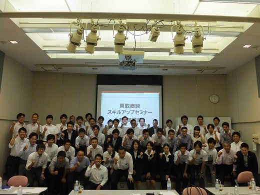 セミナー受講者と内田憲志先生の集合写真