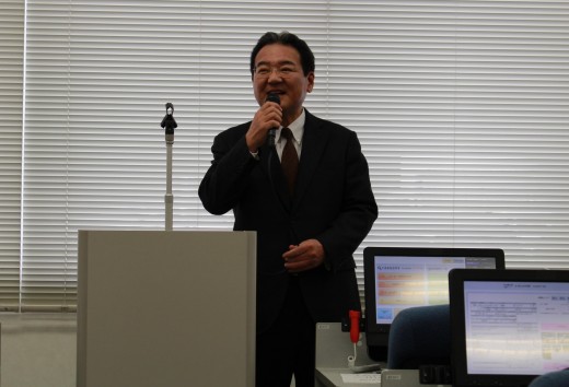 10周年の謝辞を述べる島田俊秀社長