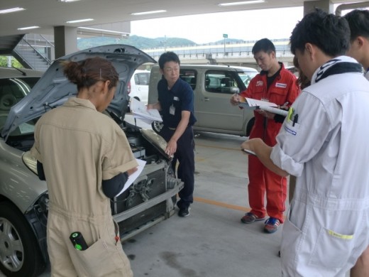 グループ分けし、分かりやすい実車講習