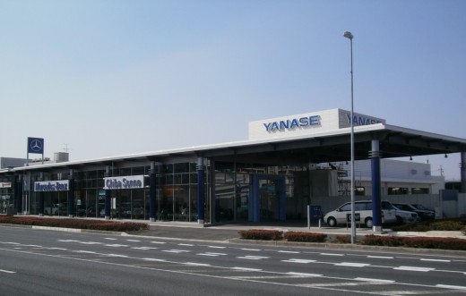 ヤナセ千葉支店（メルセデス・ベンツ千葉園生）