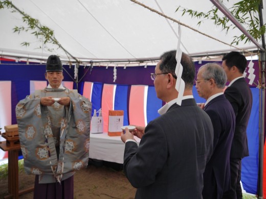 地鎮祭は滞りなく執り行われた