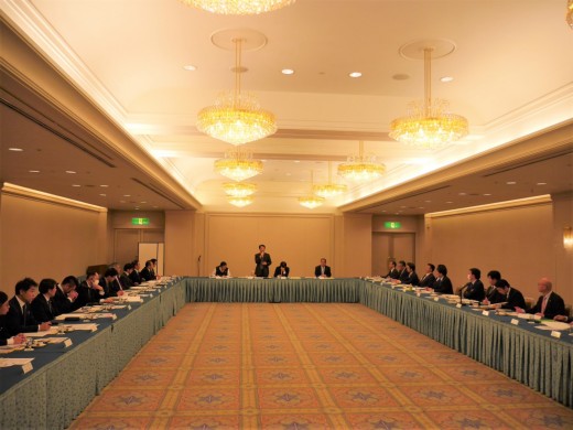 中四国９商組の金融、小売振興両委員会の委員長が一堂に会した