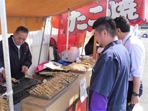 焼き鳥の屋台