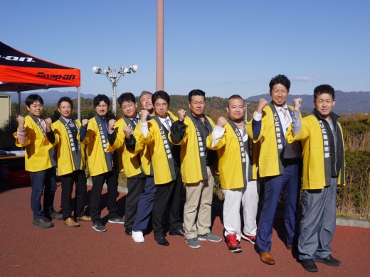 ＪＵ広島の青年部会メンバーが朝早くからお出迎え