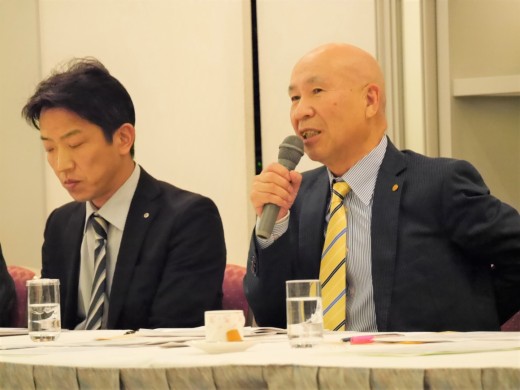 各商組の金融委員長がキャンペーン施策を説明（写真はJU大阪の稗田勇金融委員長）