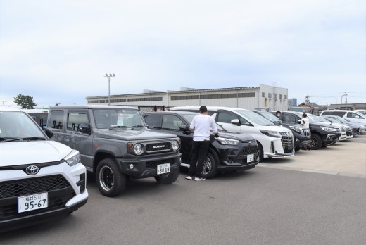 小売りに直結する良質車を多数集荷