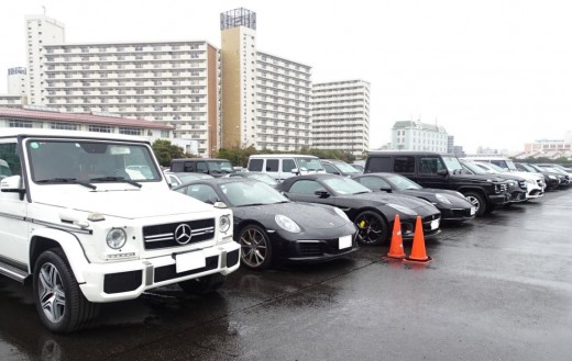 輸入車市場に相応しい良質車が並ぶ会場