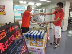 ビール受け渡しブースの模様