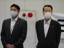 ＪＵ福岡のＡＡ事業をけん引する出口隆二流通委員長（写真左）と徳永理事長