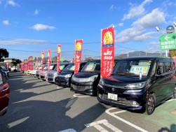 多くの特選車を集め合同フェア