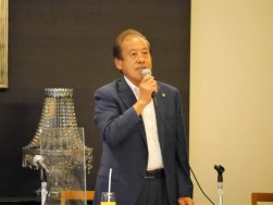 財藤会長が挨拶